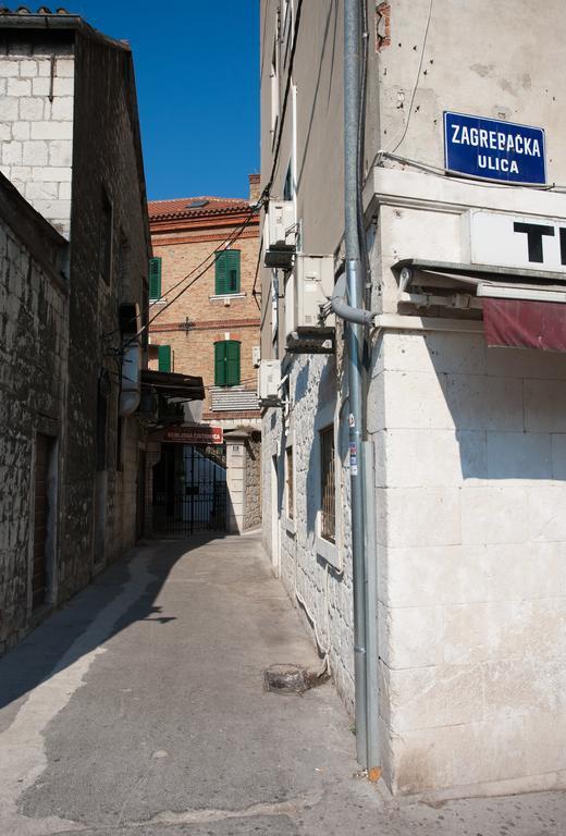 Rooms Split Pezelj מראה חיצוני תמונה